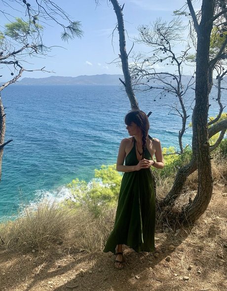 Queenbeealexandrialee