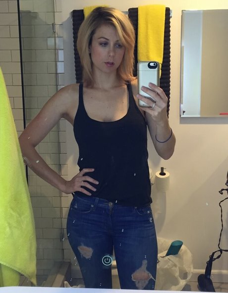 Iliza Shlesinger