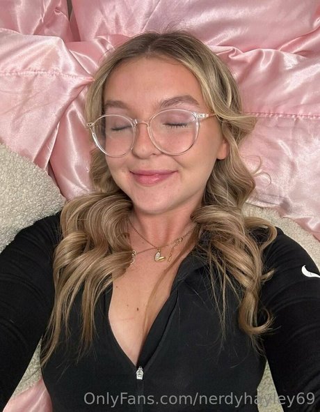 Nerdyhayley69