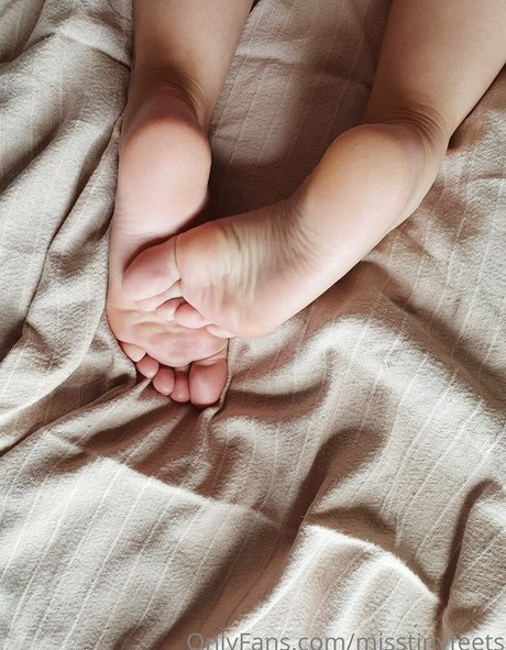 Misstinyfeets