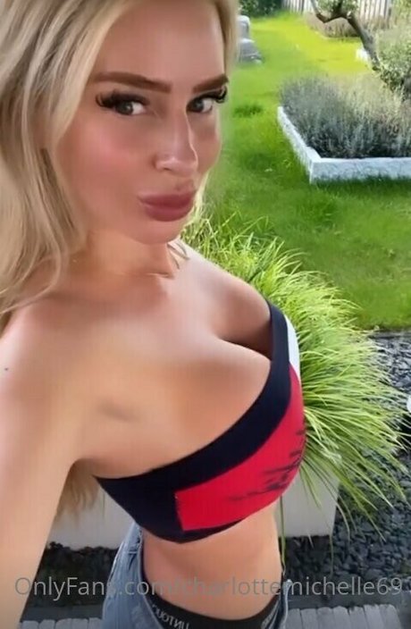 Charlottemichelle69
