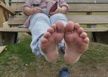 Tezzasfeetfree