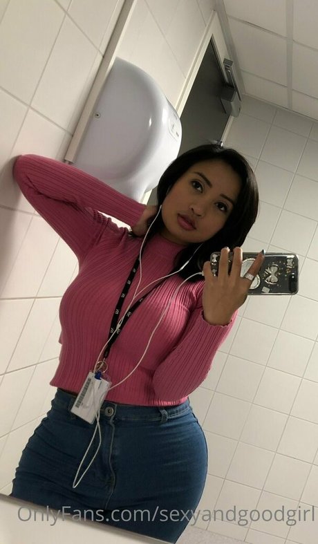 Sexyandgoodgirl  nude leaked OnlyFans photo