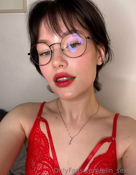 Elinsexy1