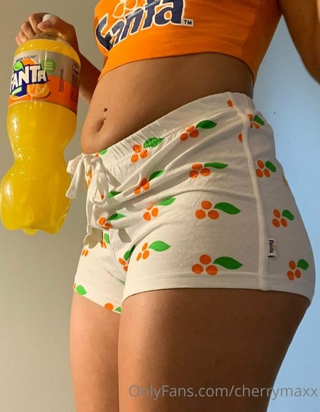 Cherrymaxx