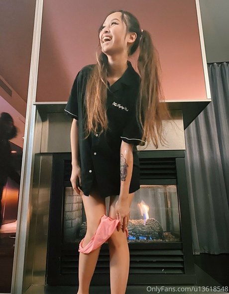 Official Kendama Babe