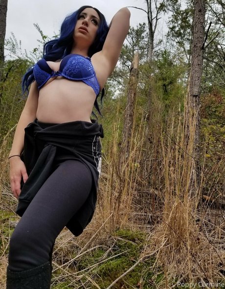 Poppycarminexxx