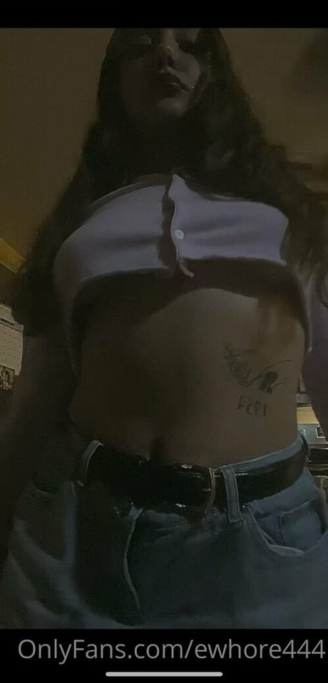 Ewhore444