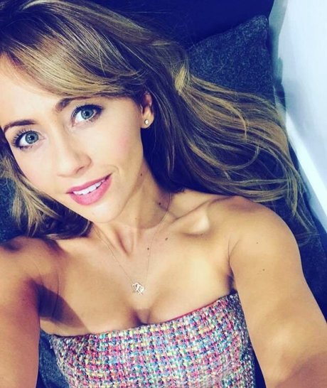 Samia Ghadie