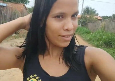 Kelly Muniz  nude leaked OnlyFans photo