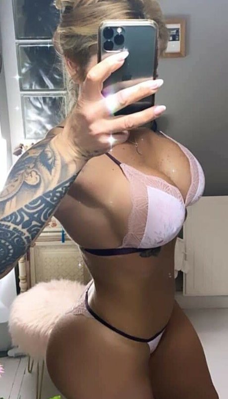 Victoria Lomba