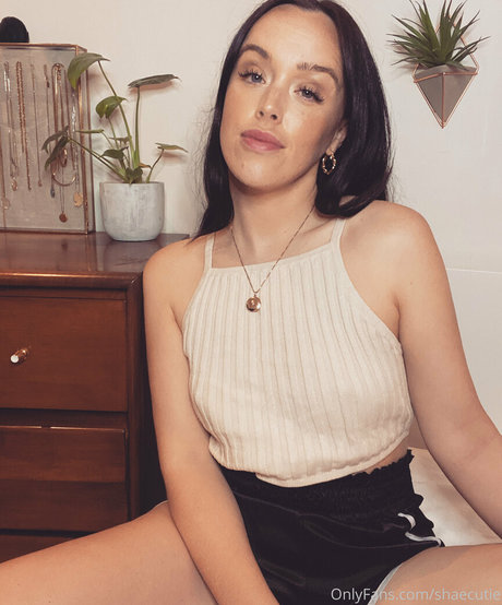 Shae Cutie