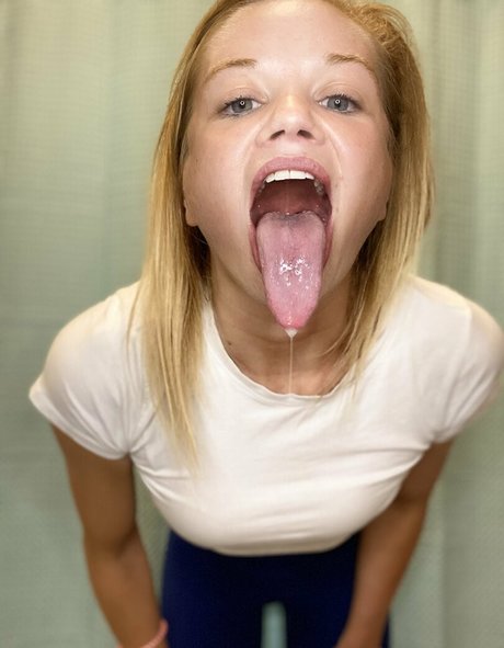 Katelynlongtongue