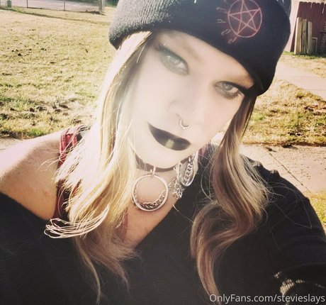 Stevieslays