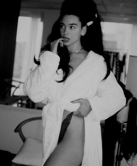 Dua Lipa