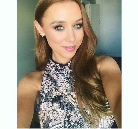 Una Healy