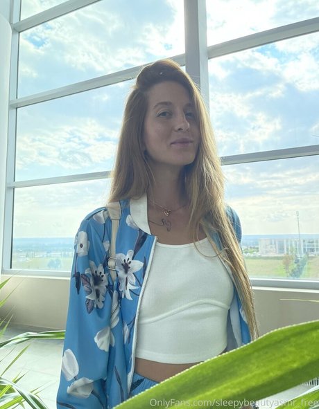 Sleepybeautyasmrfree