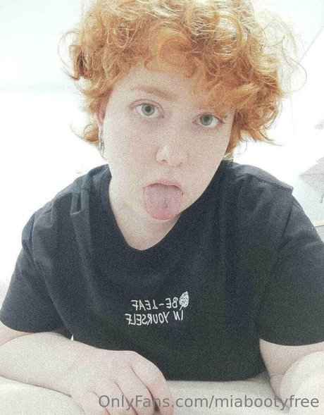 Miabootyfree