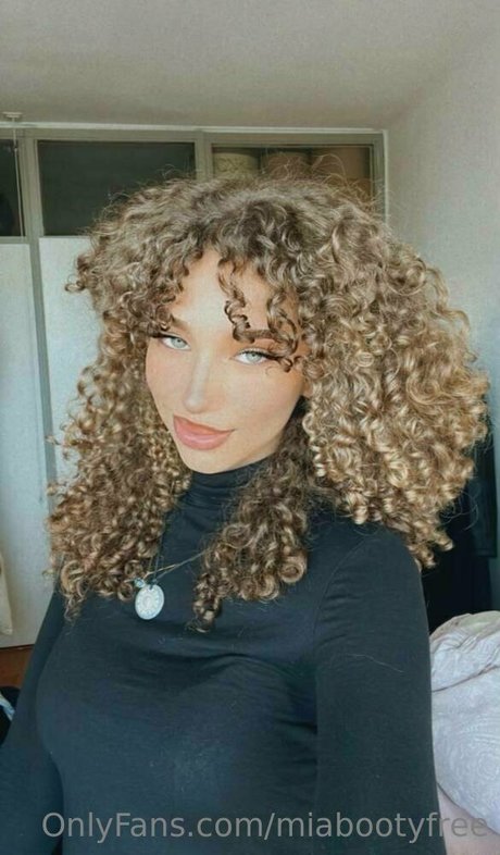 Miabootyfree