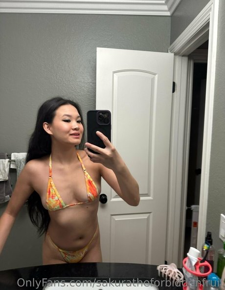 Sakuratheforbiddenfruit