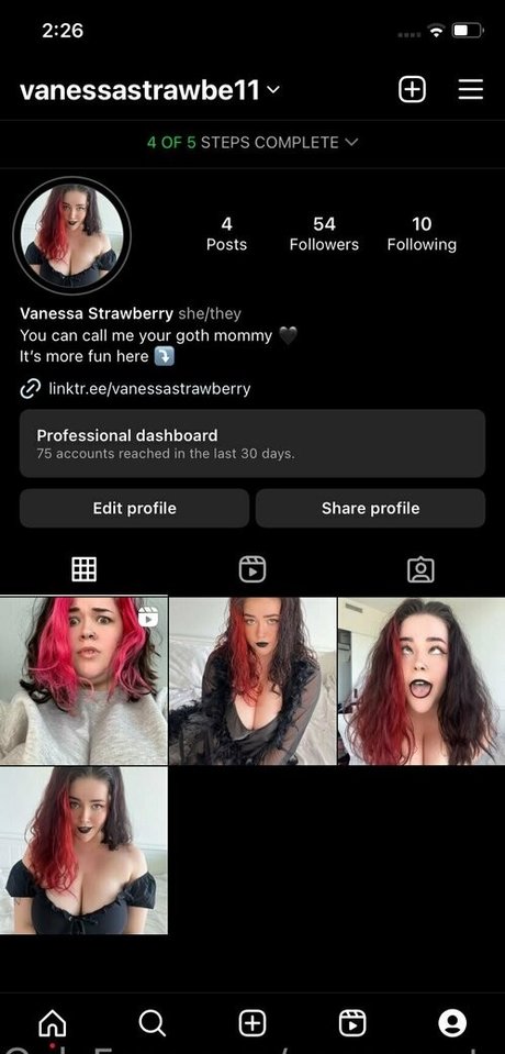 Vanessastrawberryfree