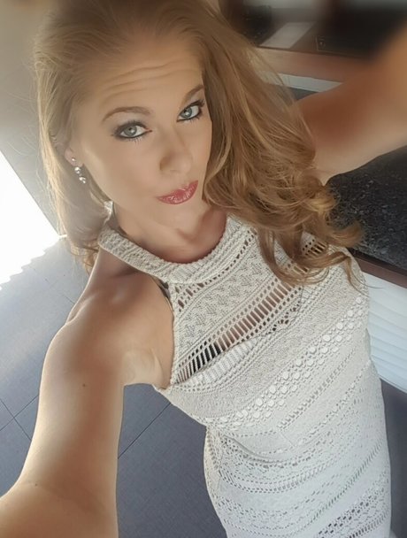 Las Vegas Hotwife