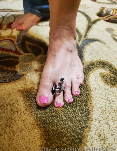 Sweetfeet2187