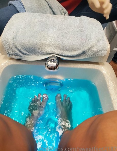 Sweetfeet2187