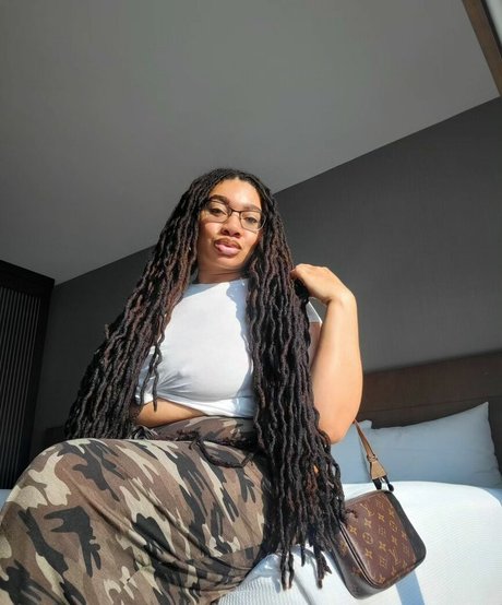 Locked Honey Princess