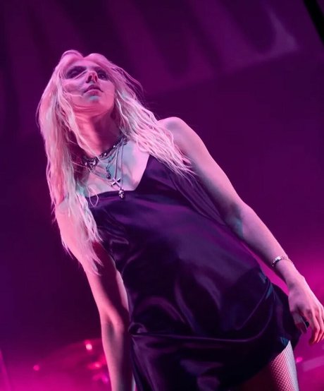 Taylor Momsen