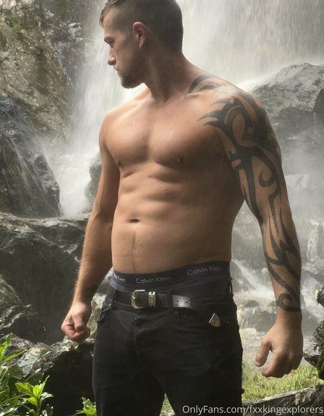 Fxxkingexplorers