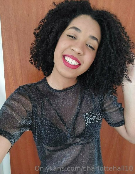 Itscharl0ttehall