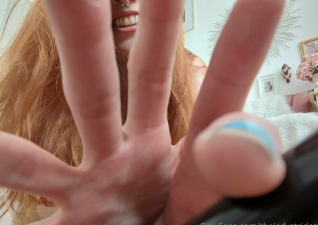 Giantessgingerofficial