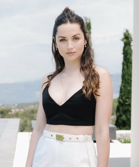 Ana De Armas