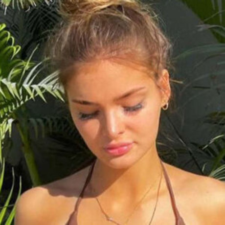 Brighton Rosie Sharbino