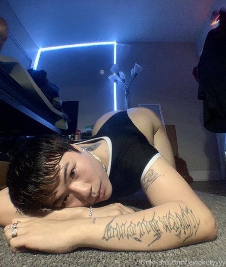 Lewdkittyyyy