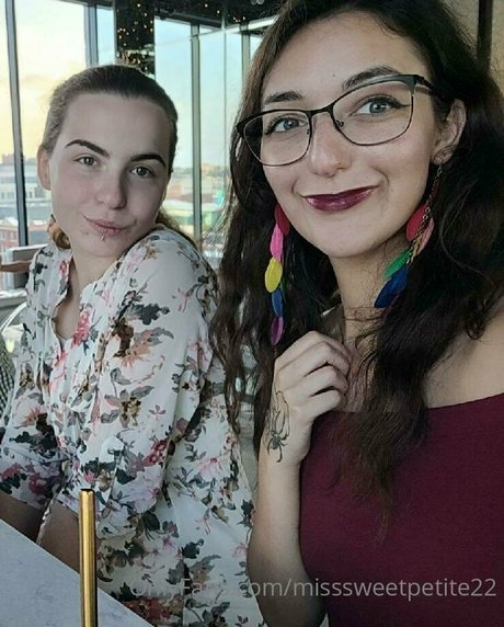 Misssweetpetite22