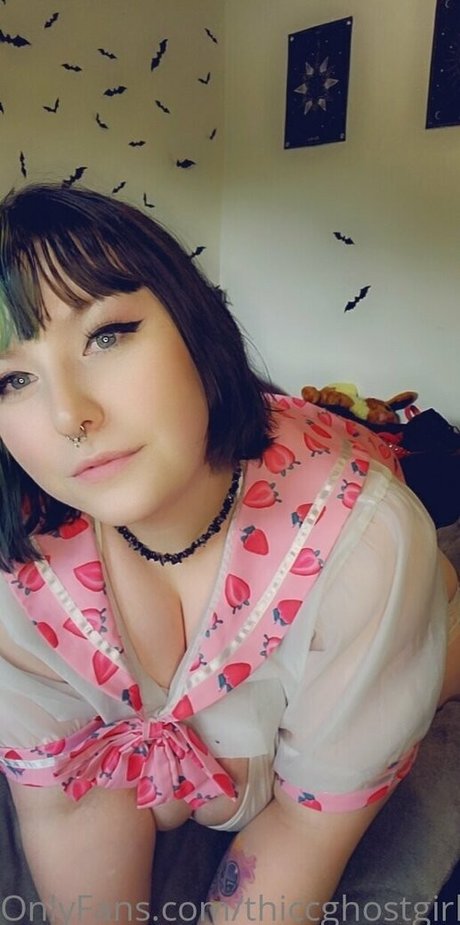 Thiccghostgirl