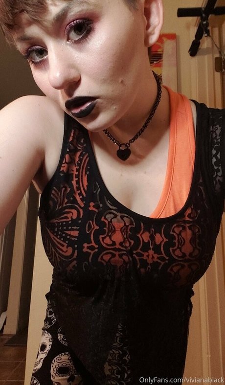 Vivianablack