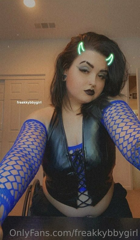 Freakkybbygirl