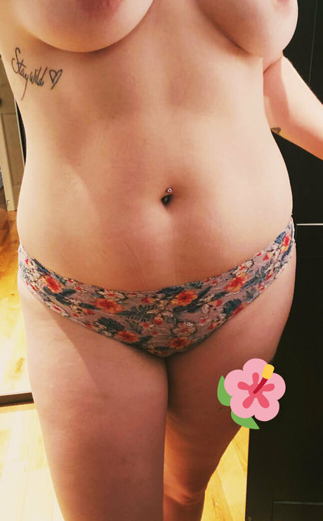 Canadiannaughtyneighbour