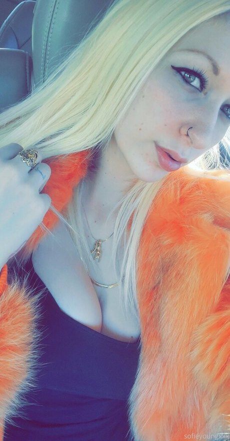 Sofieyoungxxx