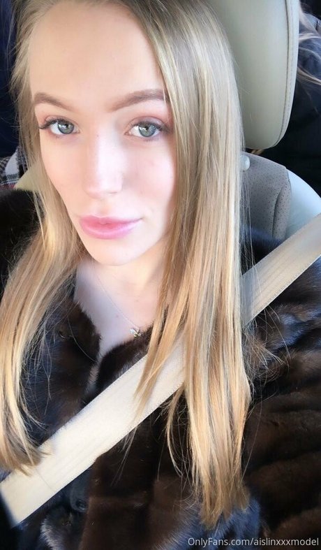 Aislinxxxmodel