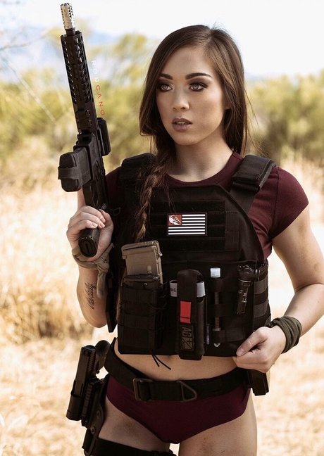 Girls With Guns
