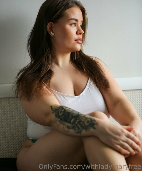 Withladymaryfree