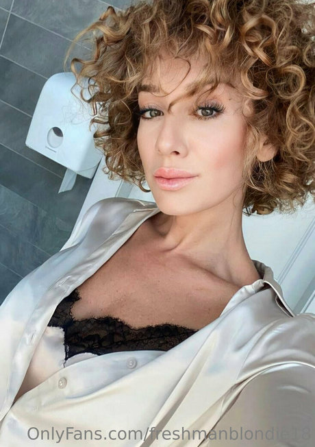Freshmanblondie18