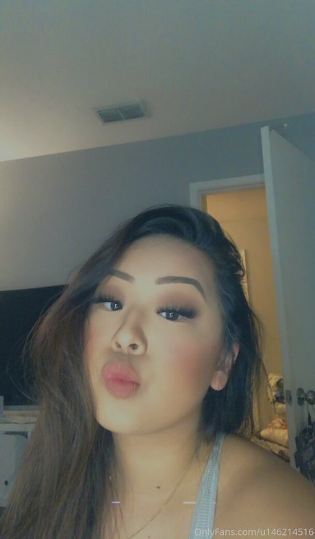 Asianbbygirl18