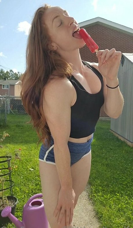 Fitlittleredheadfree