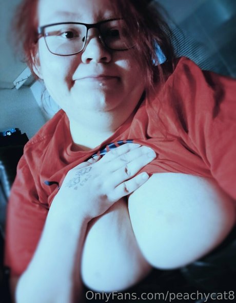 Peachycat8
