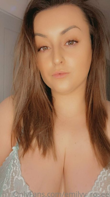 Emilyyrosee
